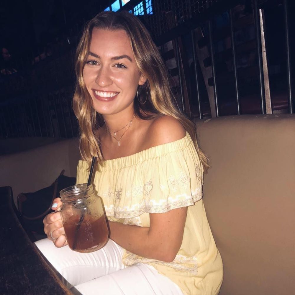 Meet your Posher, Amanda